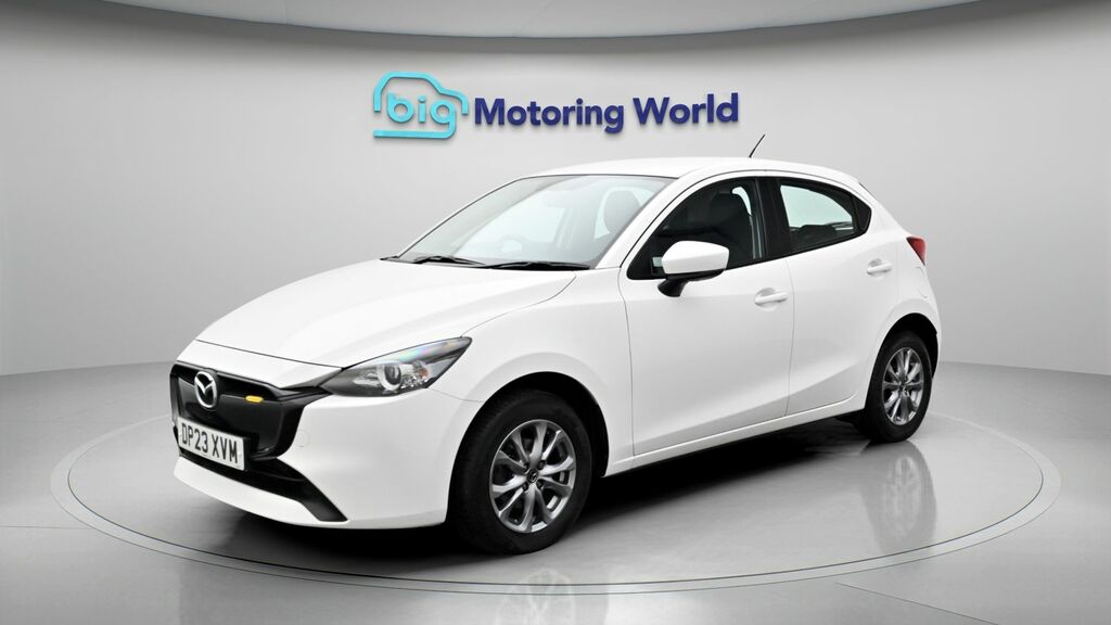 Mazda 2 Centre-line White #3