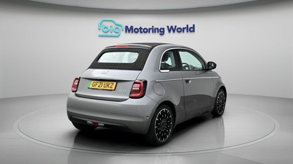 Fiat 500E C Convertible 42Kwh La Prima 202121 Green #7