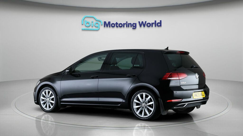 Volkswagen Golf Gt Edition Black #5