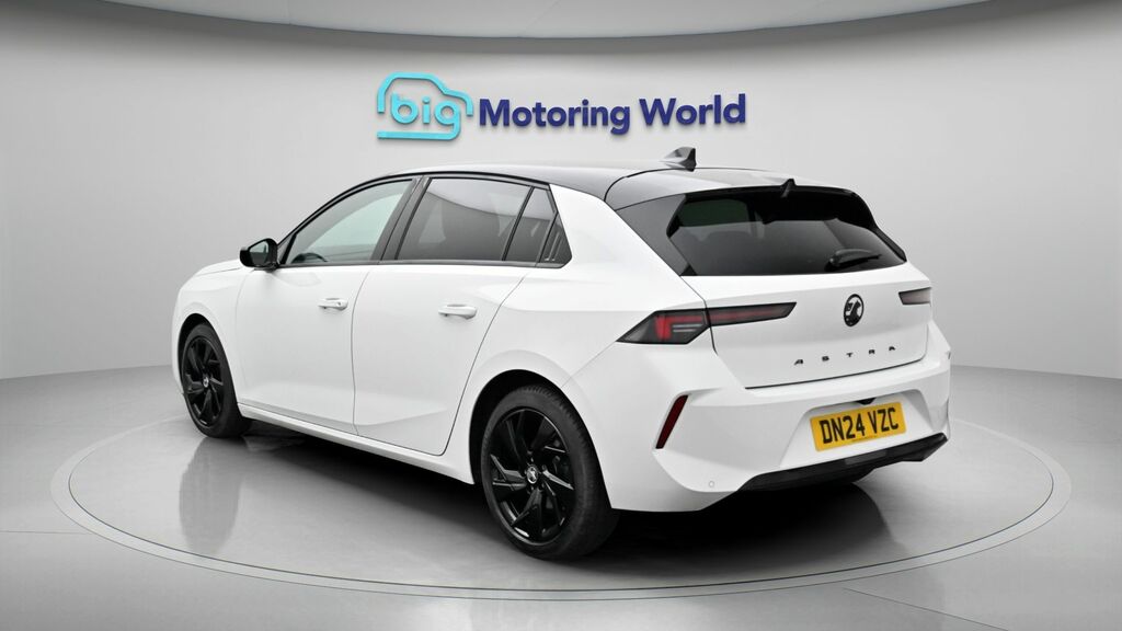 Vauxhall Astra Gs DN24VZC White #5