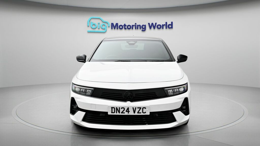 Vauxhall Astra Gs DN24VZC White #2
