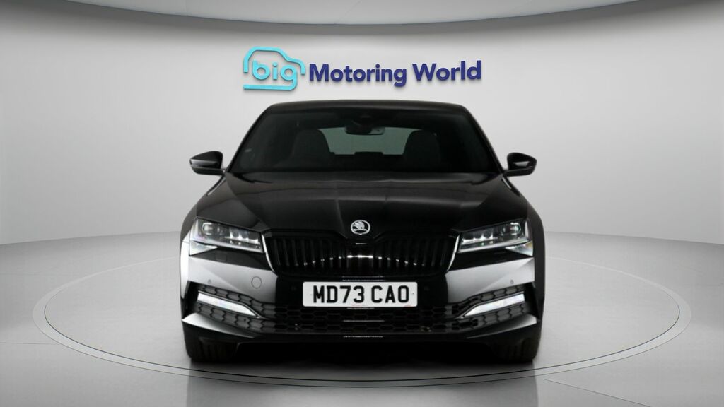 Skoda Superb Sportline Plus Black #2