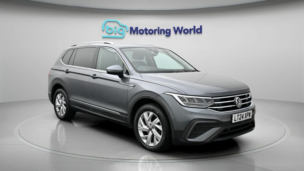 Volkswagen Tiguan Allspace Life Grey