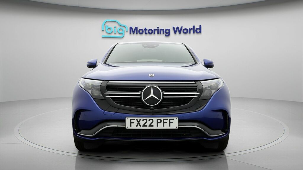 Mercedes-Benz EQC Amg Line Blue #2