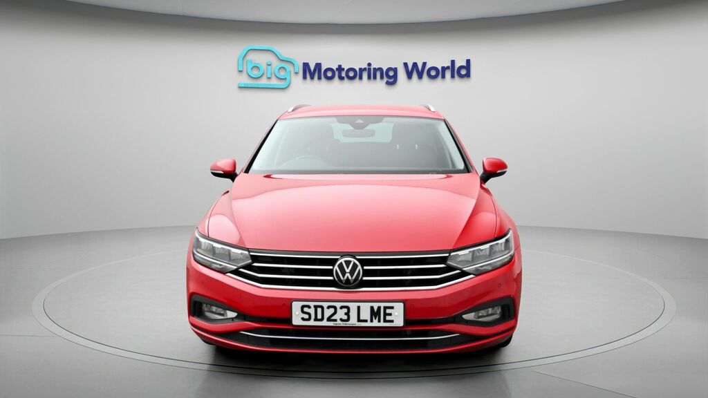 Volkswagen Passat Sel Red #2