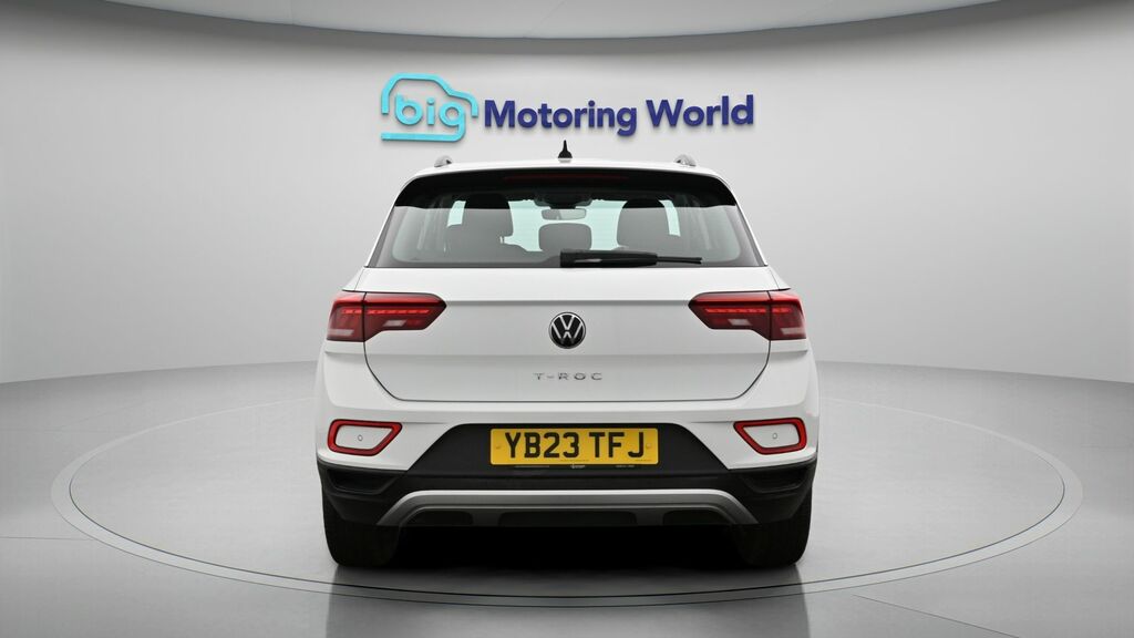 Volkswagen T-Roc Life White #6