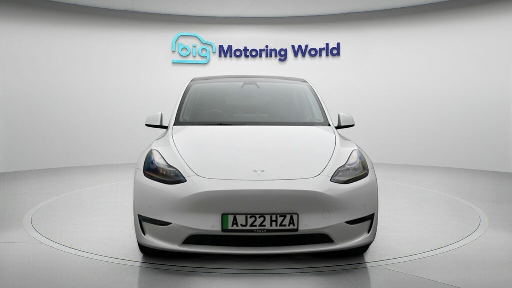 Tesla Model Y Long Range AJ22HZA White #2