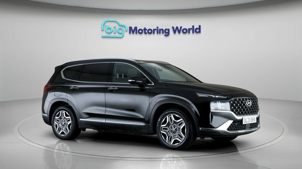 Hyundai Santa Fe Ultimate Black