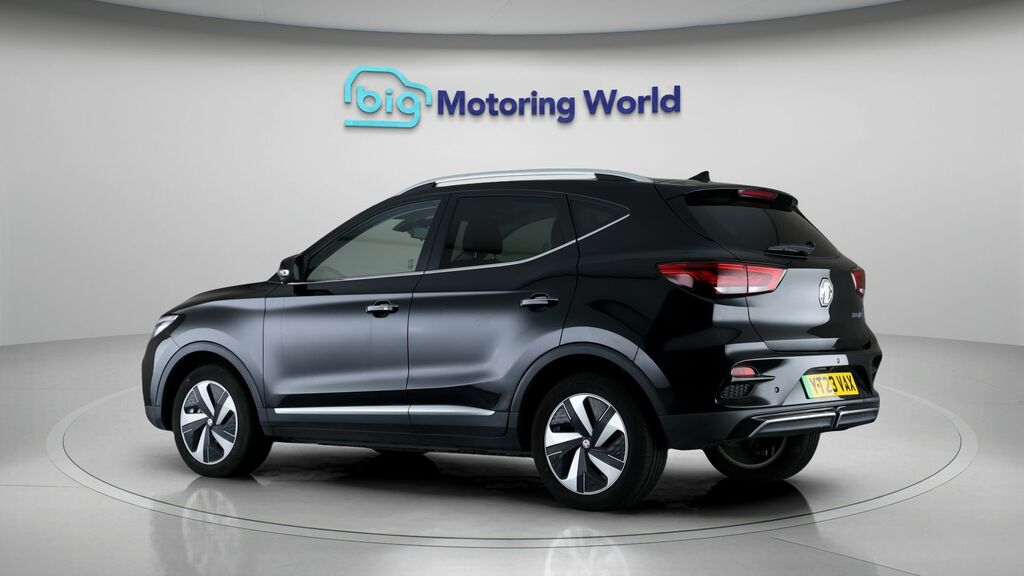 MG ZS Trophy Connect Long Range YT23VAX Black #5
