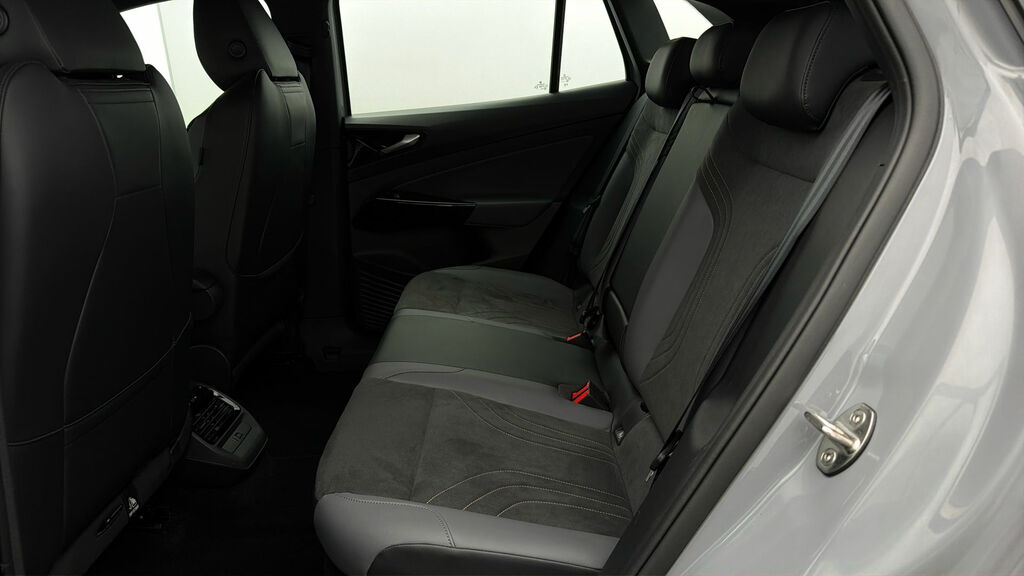 Volkswagen ID.4 Pro 77Kwh Style Suv 286 Ps Black #15