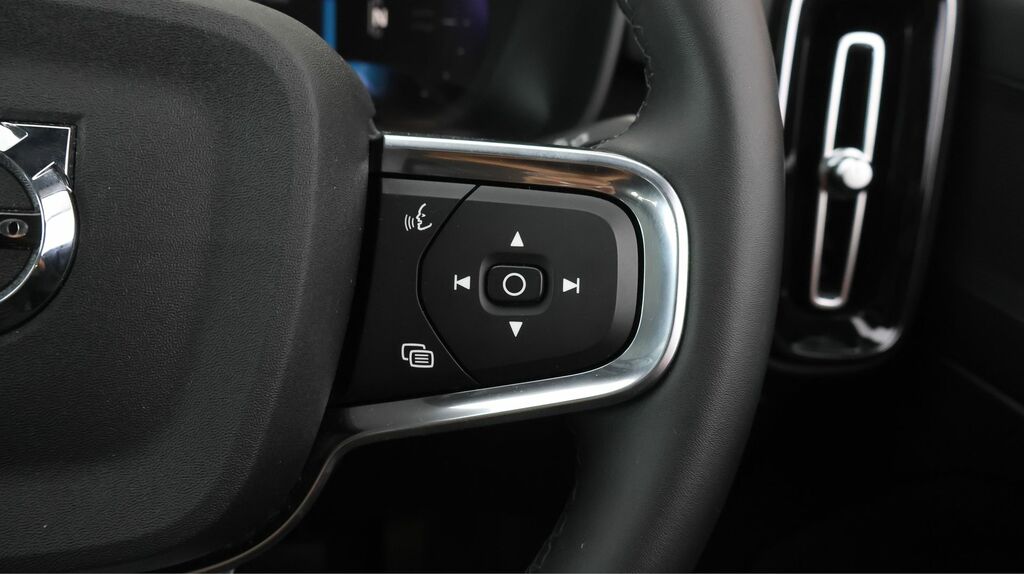 Volvo C40 Recharge Ultimate, Twin Motor, Heated Se Black #21