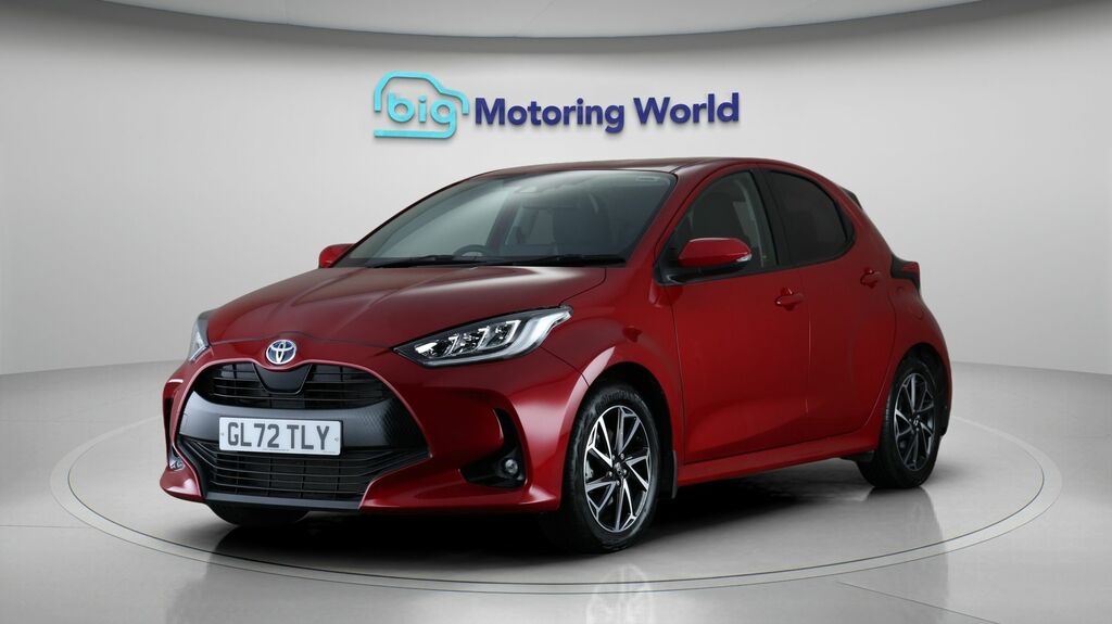Toyota Yaris Design Red #3