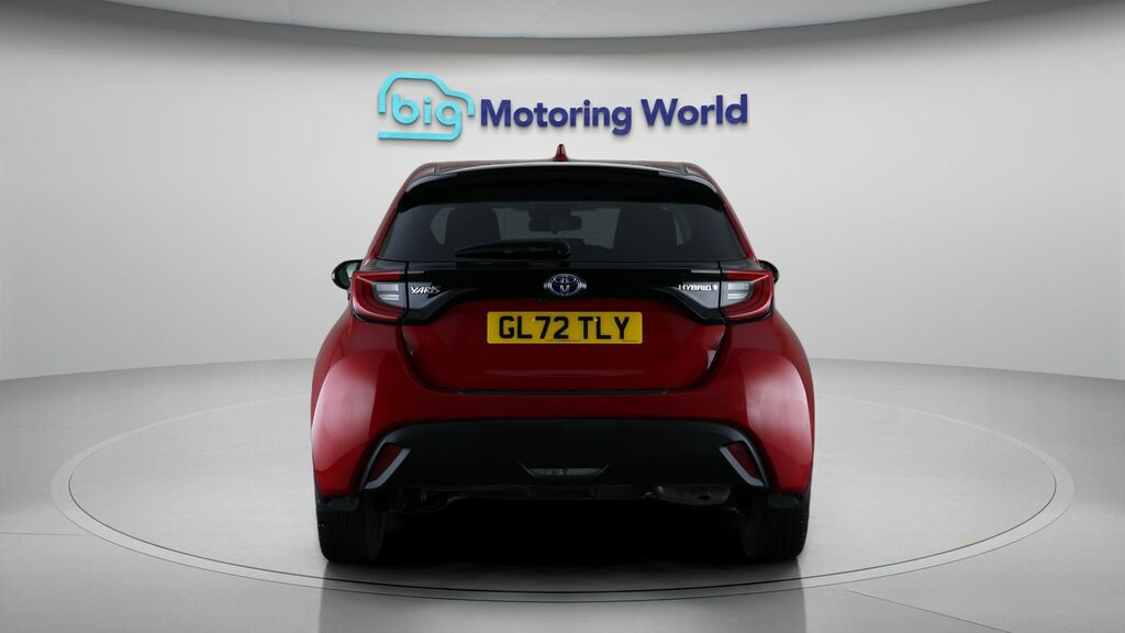 Toyota Yaris Design Red #6