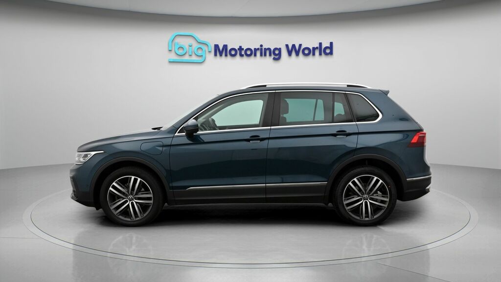 Volkswagen Tiguan Elegance GY72THZ Blue #4