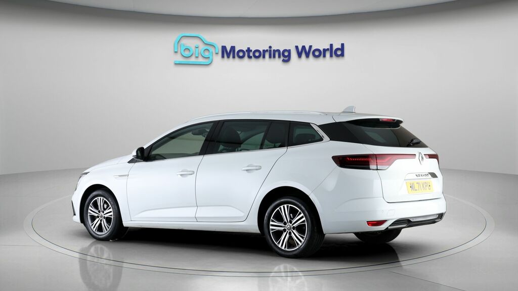 Renault Megane Iconic White #5