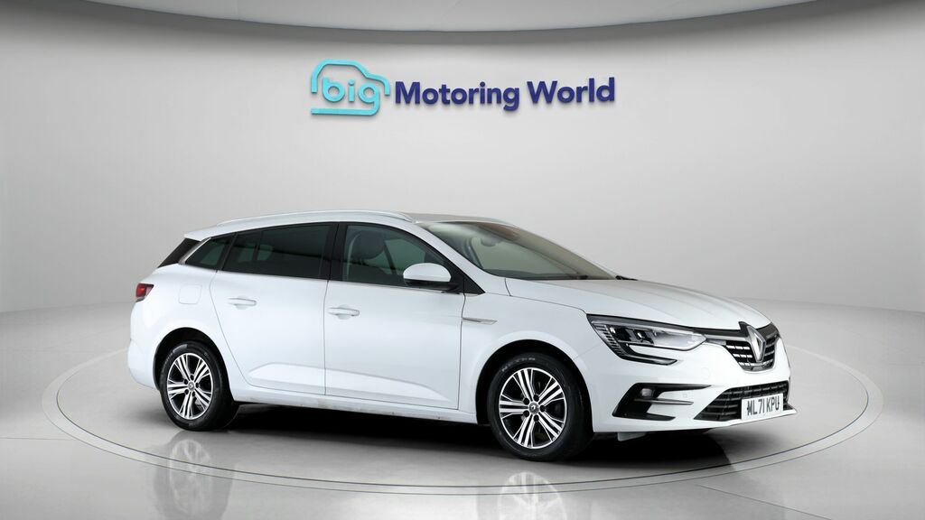 Renault Megane Iconic White