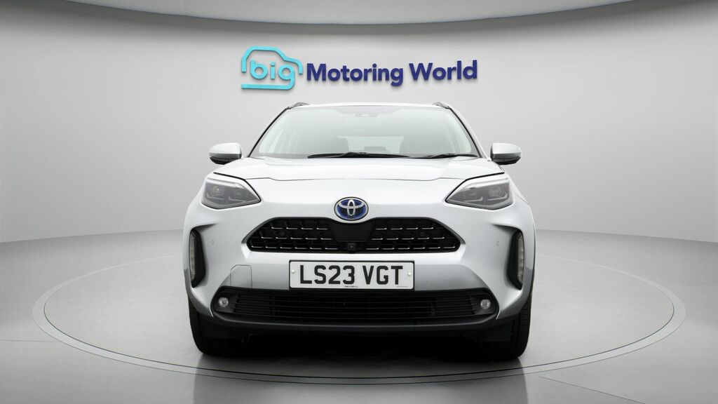 Toyota Yaris Cross Excel Silver #2