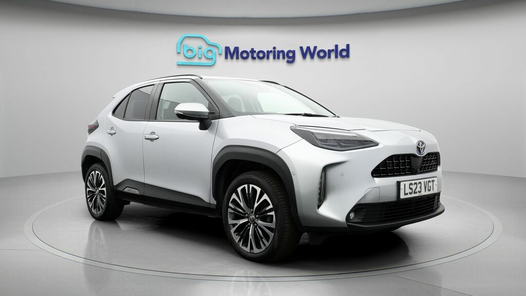 Toyota Yaris Cross Excel Silver