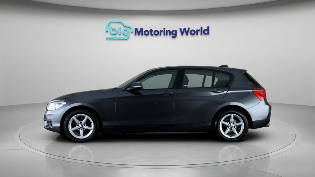 BMW 1 Series Se Business Grey #4