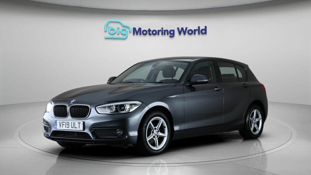 BMW 1 Series Se Business Grey #3