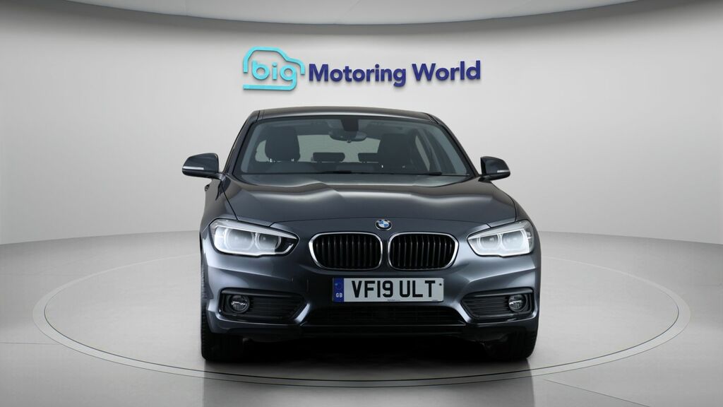 BMW 1 Series Se Business Grey #2