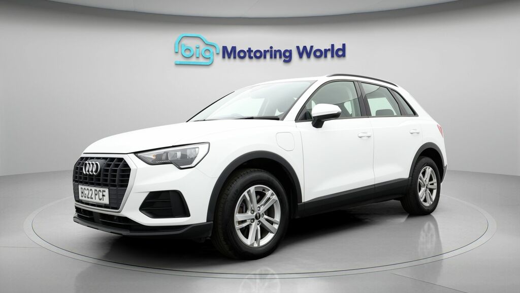 Audi Q3 Technik White #3