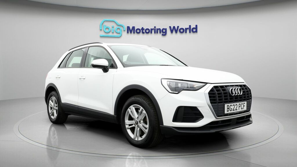 Audi Q3 Technik White
