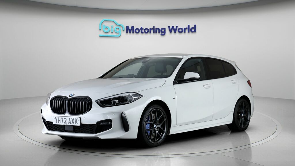 BMW 1 Series M Sport White #3
