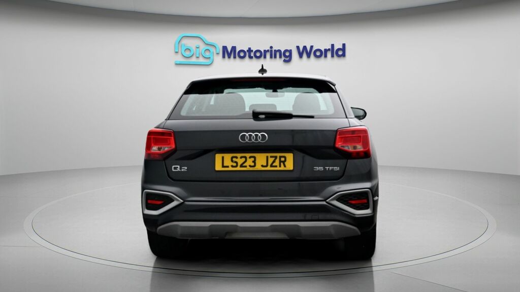 Audi Q2 Sport Grey #6