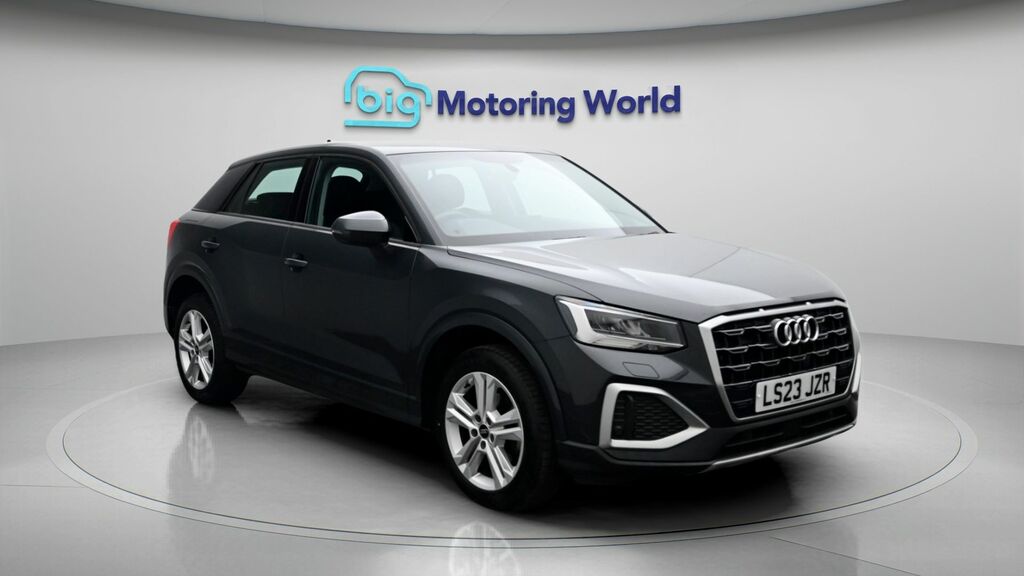 Audi Q2 Sport Grey
