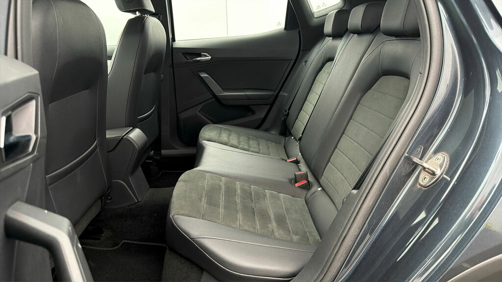 Seat Arona 1.0L Tsi Fr Sport 114 Bhp Blue #15