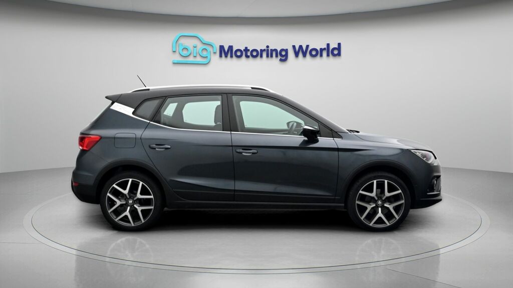 Seat Arona 1.0L Tsi Fr Sport 114 Bhp Blue #8