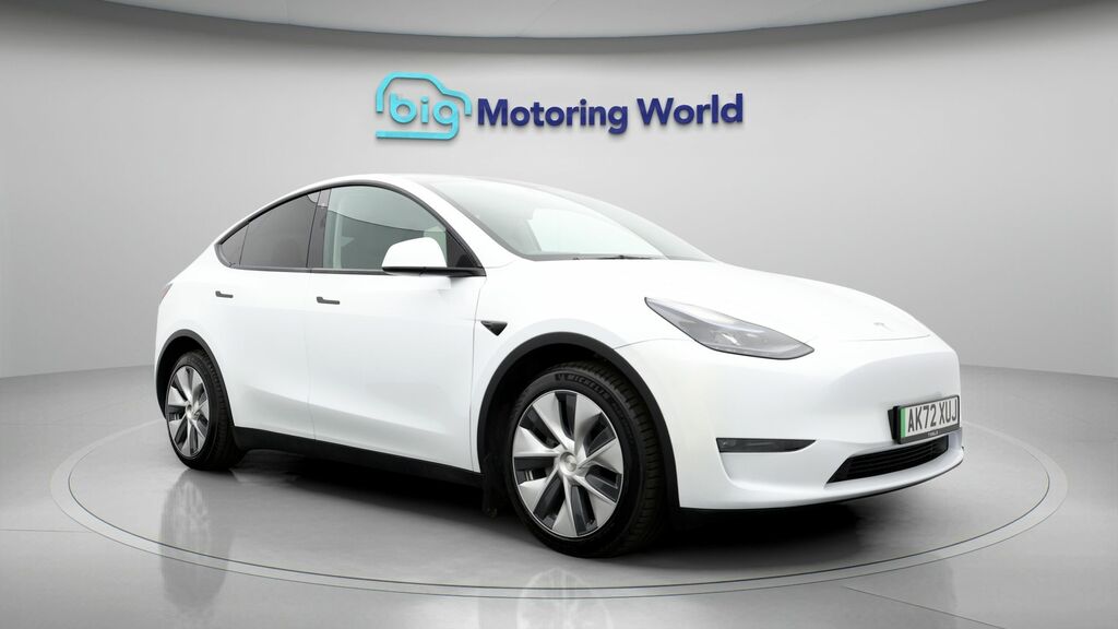 Tesla Model Y Long Range White
