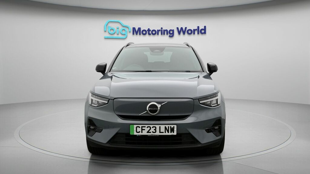 Volvo XC40 Plus CF23LNW Grey #2