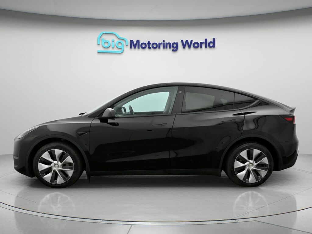Tesla Model Y Long Range AJ72BAU Black #4