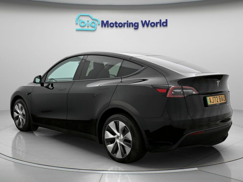 Tesla Model Y Long Range AJ72BAU Black #5