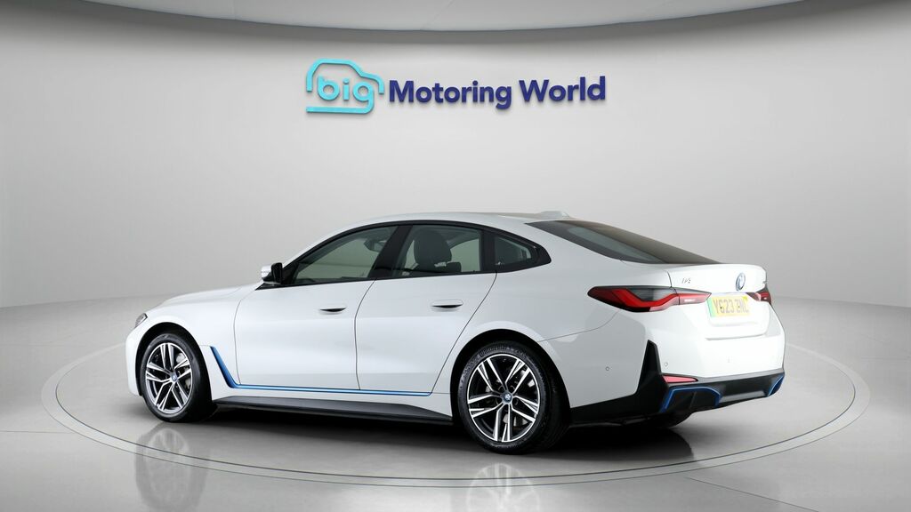 BMW i4 Sport White #5