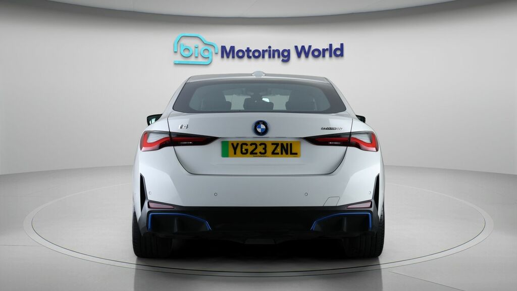 BMW i4 Sport White #6