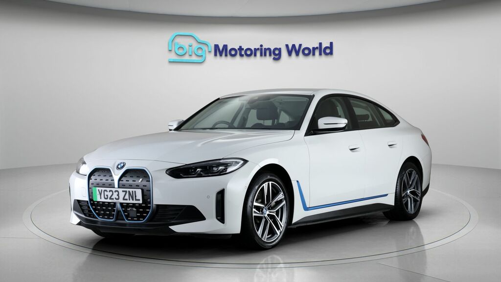 BMW i4 Sport White #3