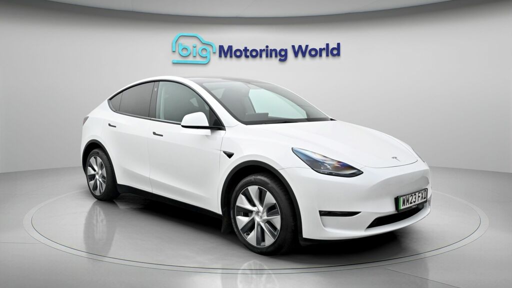 Tesla Model Y Long Range White