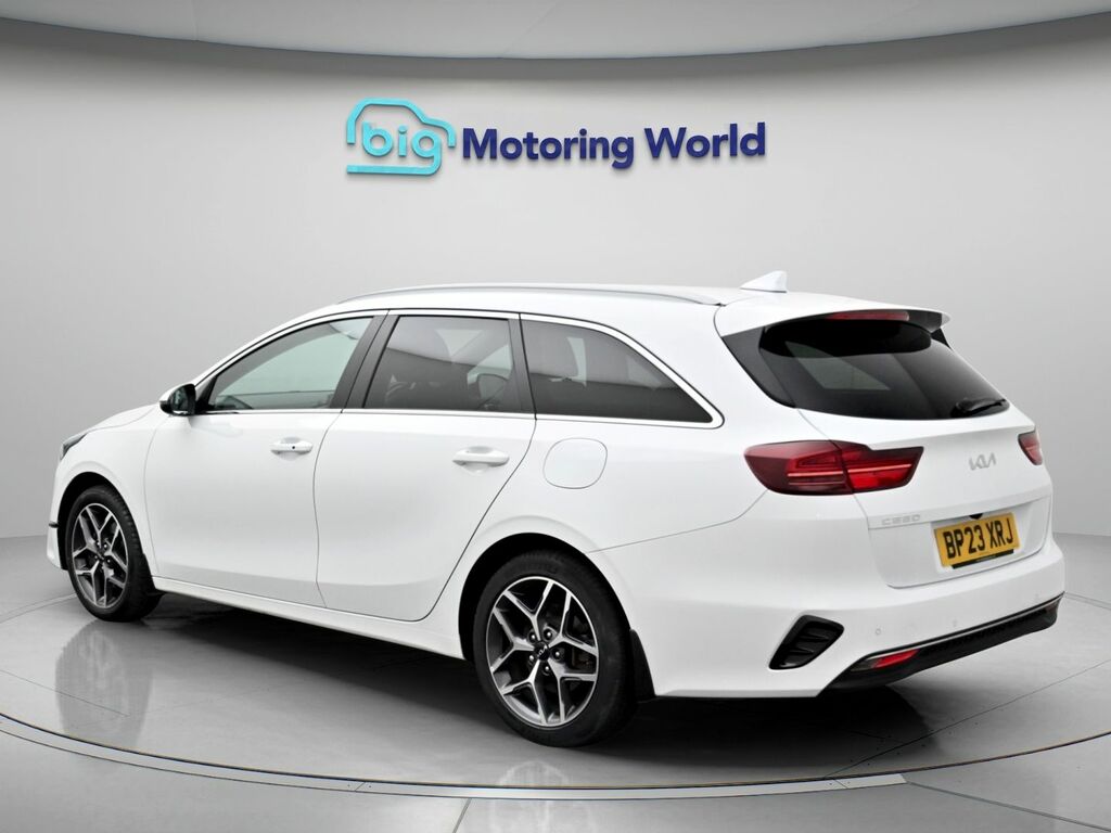 Kia Ceed 3 White #5
