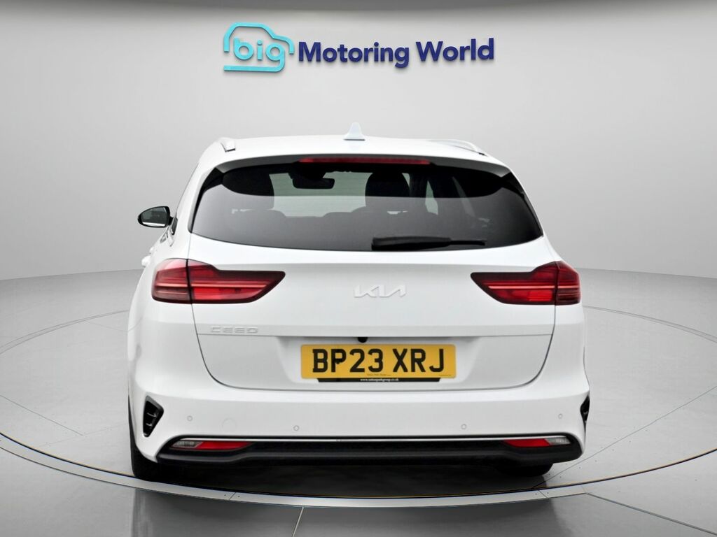 Kia Ceed 3 White #6