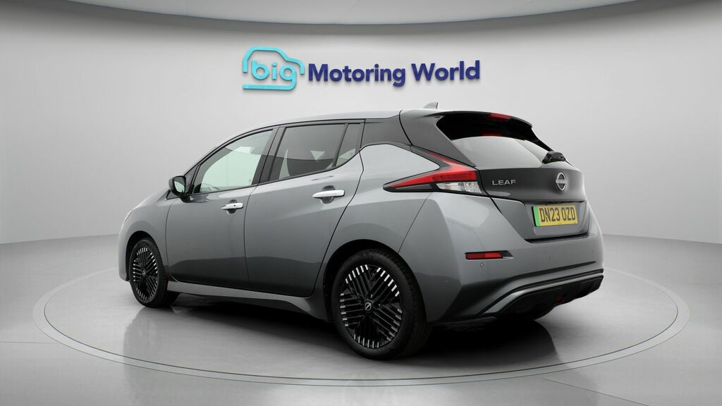 Nissan Leaf Tekna Grey #5