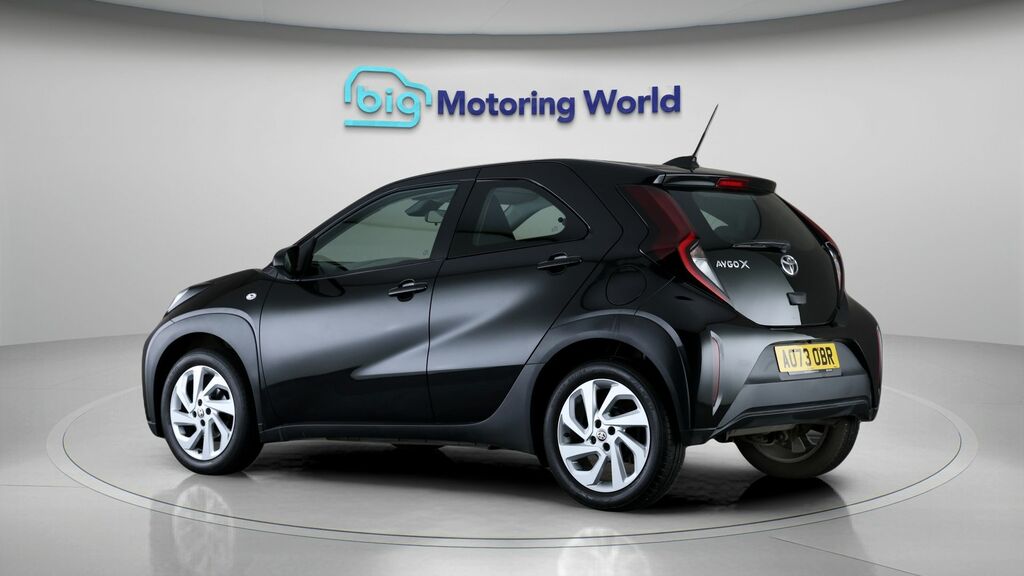 Toyota Aygo X Pure Black #5