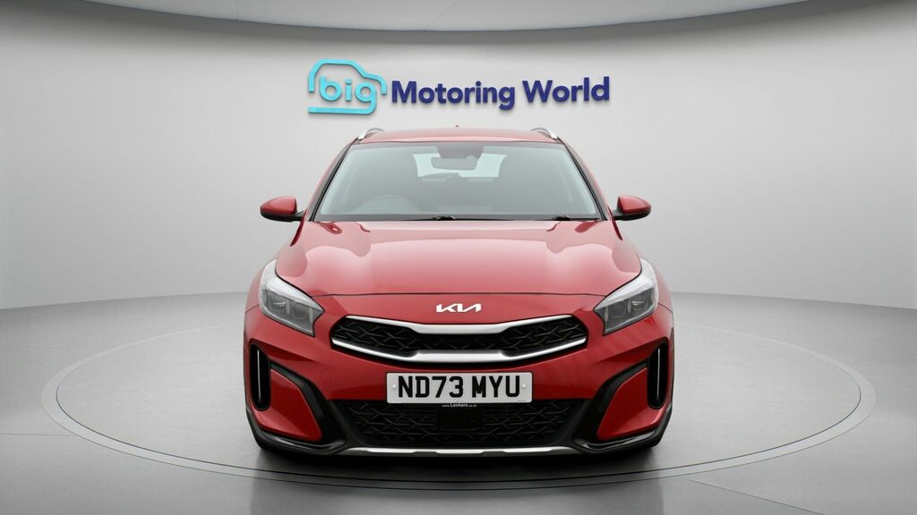 Kia Xceed 2 Red #2