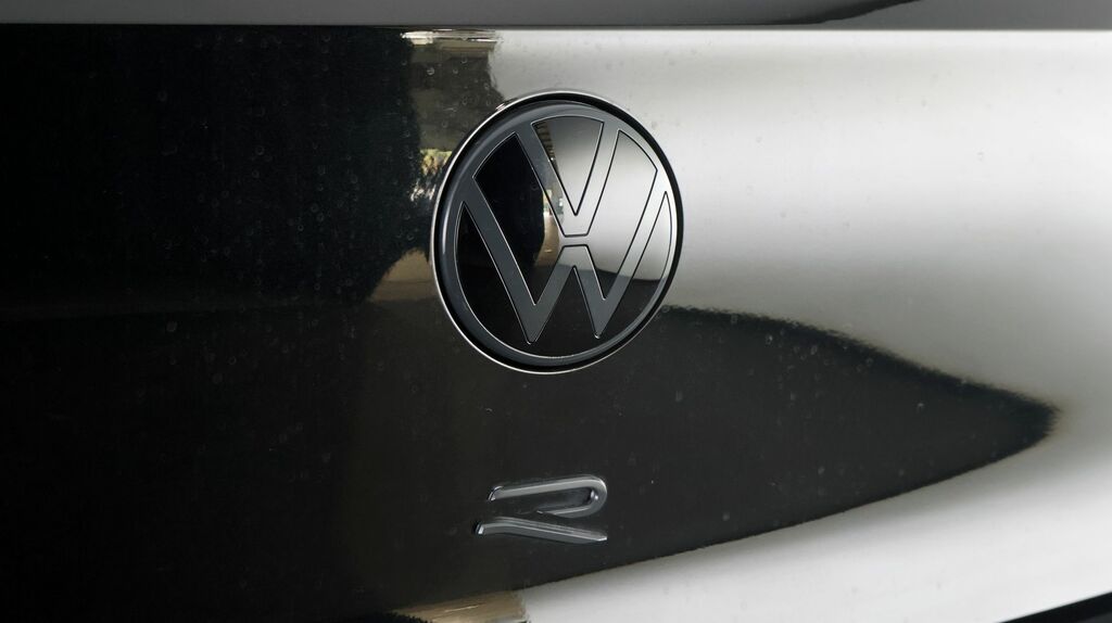 Volkswagen Golf 1.5 Etsi Mhev R-line Dsg Euro 6 Ss Grey #20