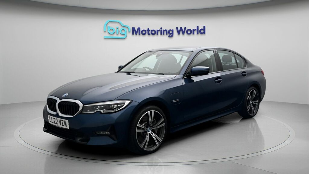 BMW 3 Series 318I M Sport Saloon Blue #3