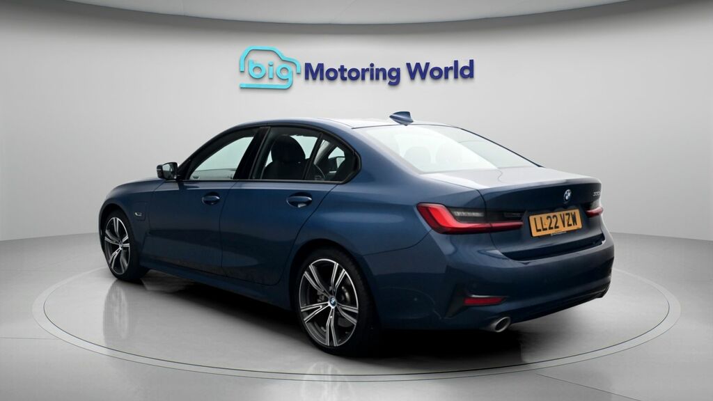 BMW 3 Series 318I M Sport Saloon Blue #5