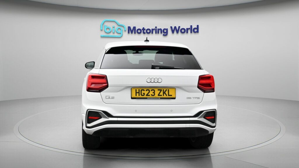 Audi Q2 S Line White #6