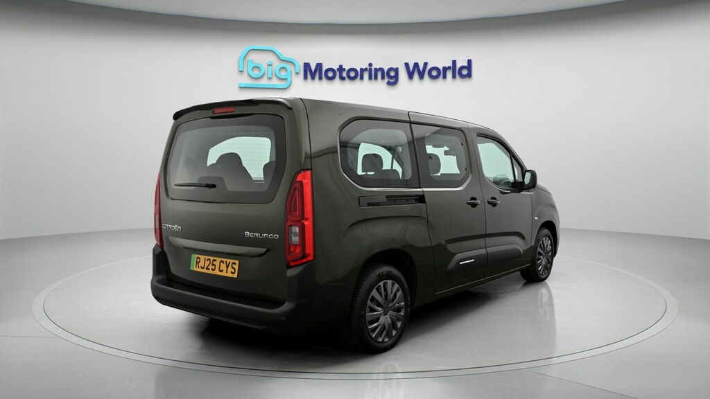 Citroen e-Berlingo 52Kwh Plus XL Mpv 11Kw Charger Green #7